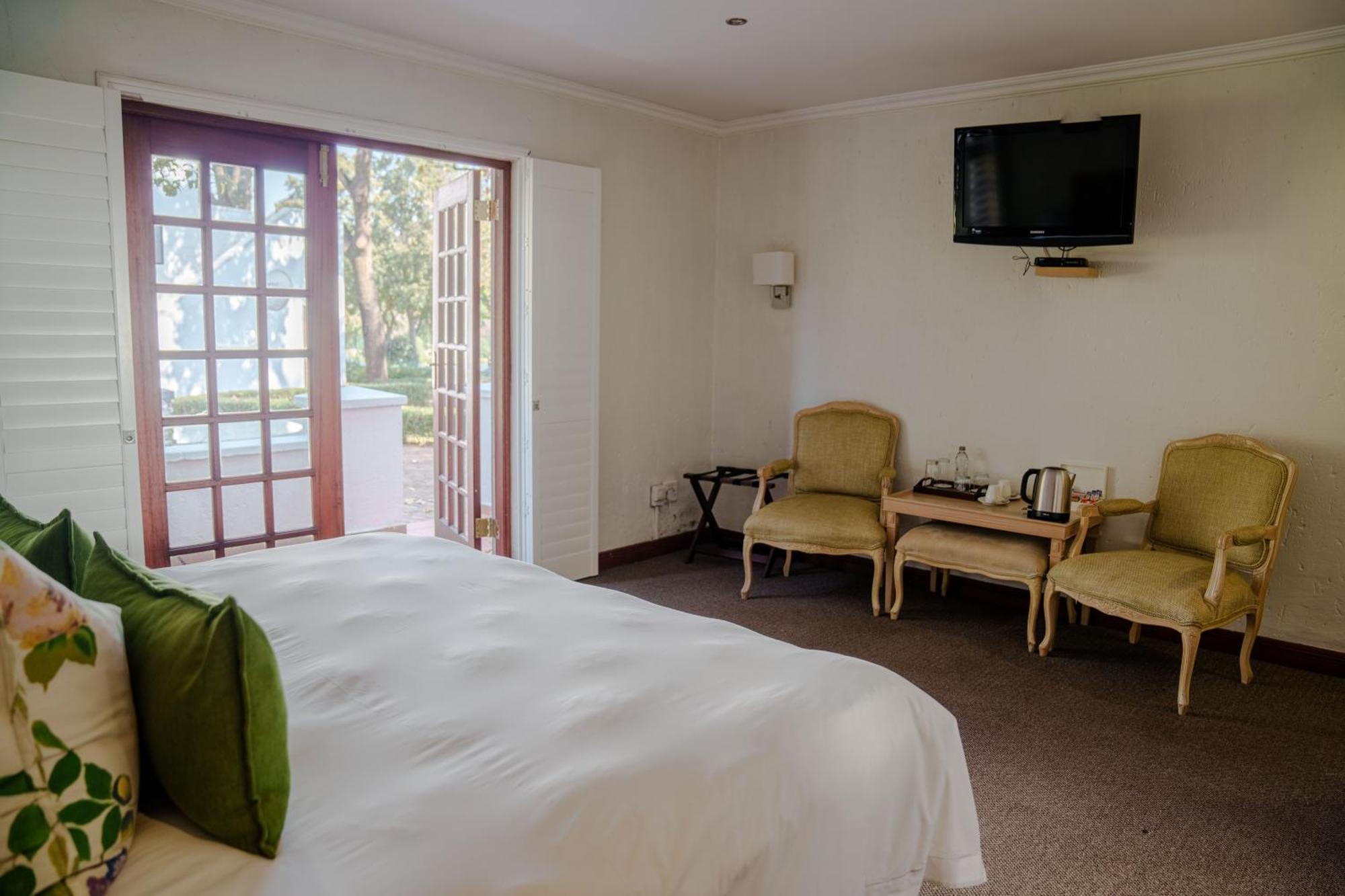 River Meadow Manor Centurion Εξωτερικό φωτογραφία