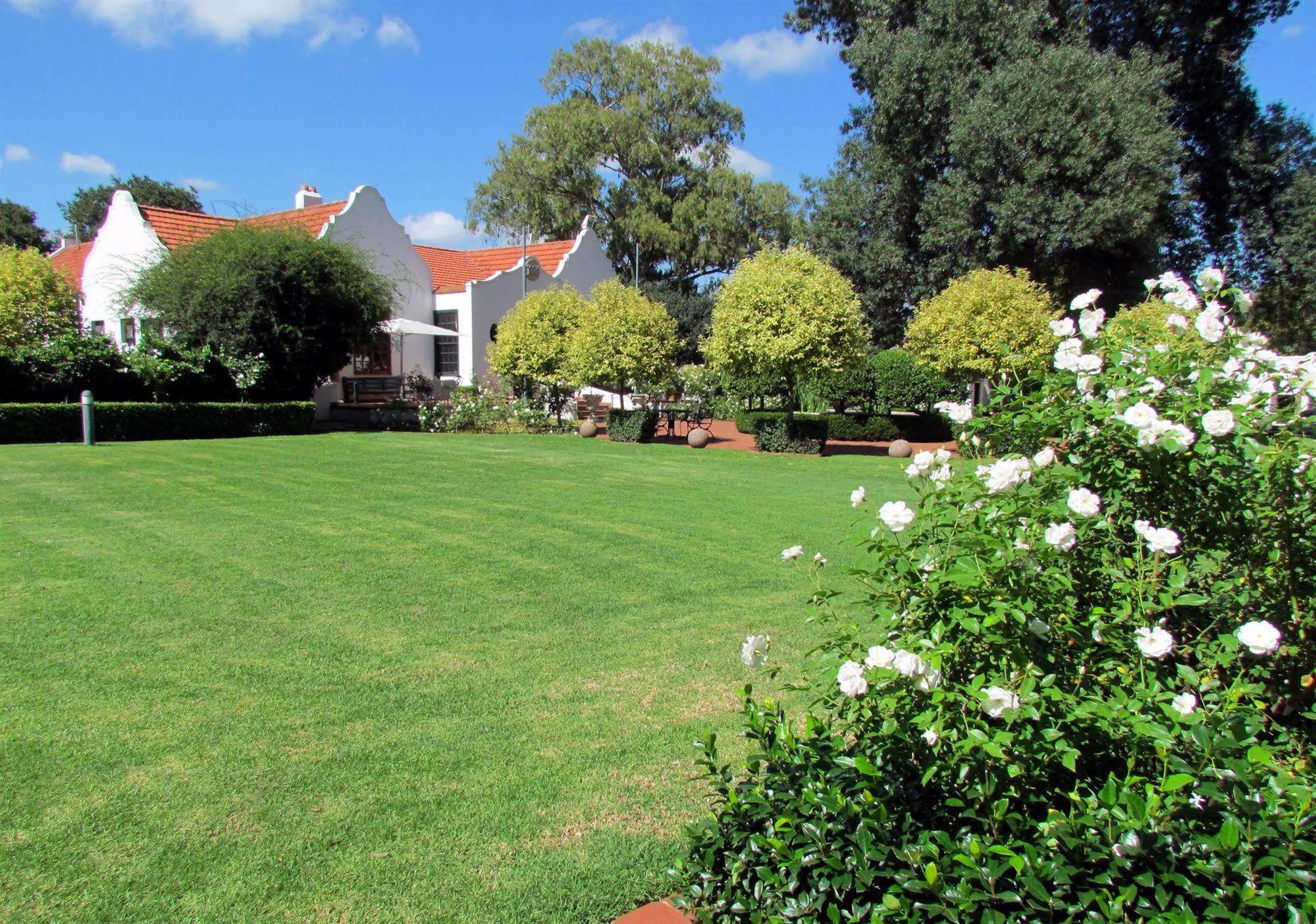 River Meadow Manor Centurion Εξωτερικό φωτογραφία