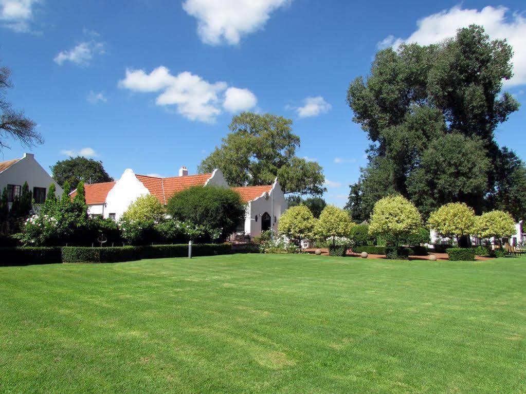 River Meadow Manor Centurion Εξωτερικό φωτογραφία